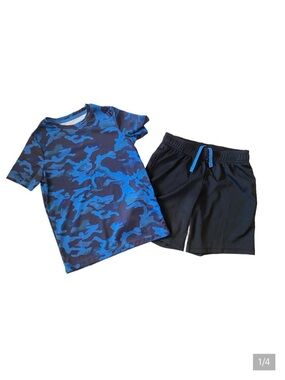 Boys Athletic Tee and Shorts Size S 6/7